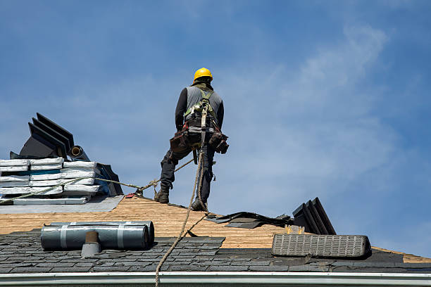 Professional Roof Installation technician working in Stowell, TX